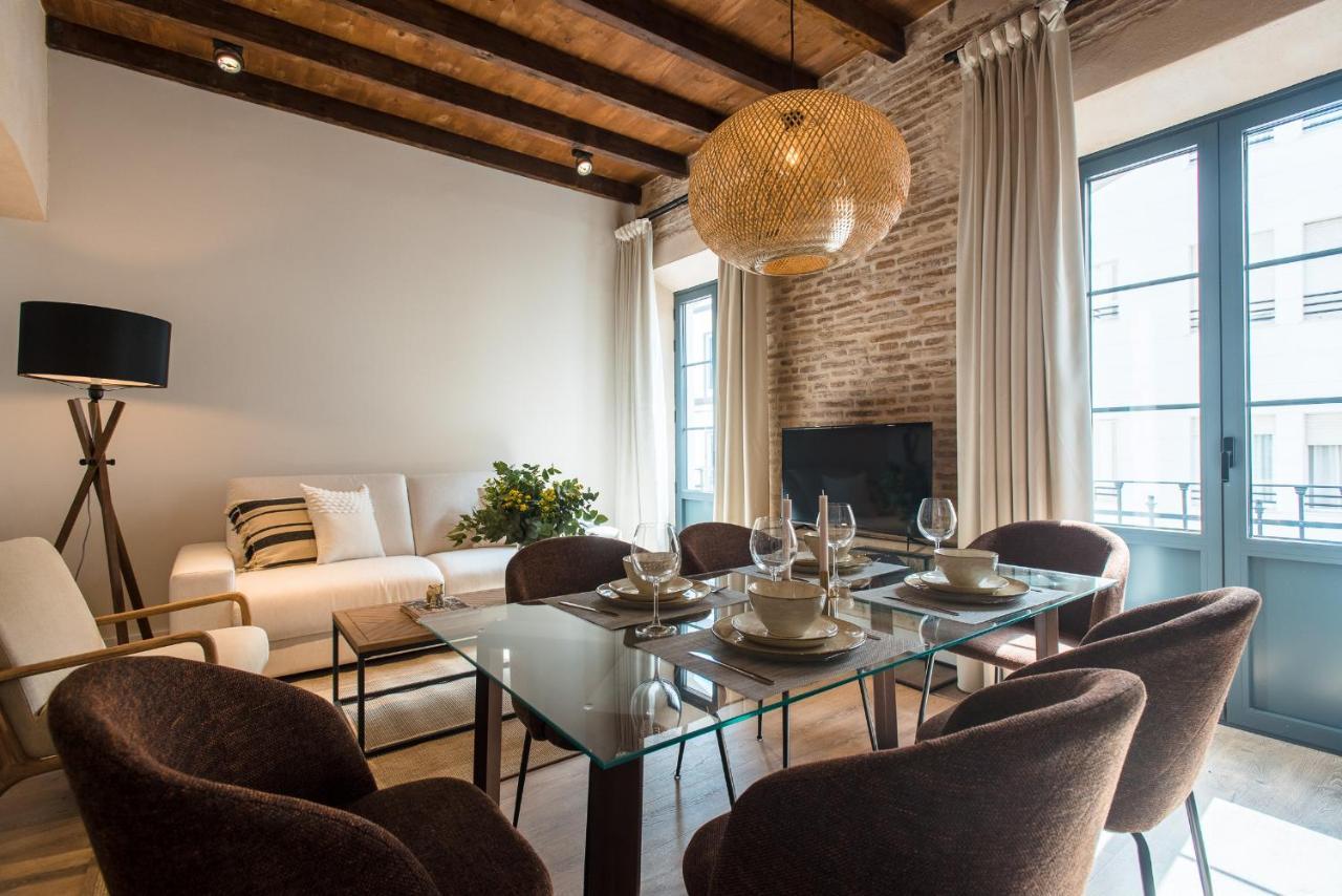 La Silleria De Triana By Magno Apartments Sevilla Kültér fotó