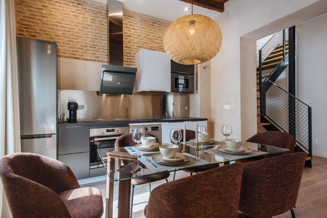 La Silleria De Triana By Magno Apartments Sevilla Kültér fotó